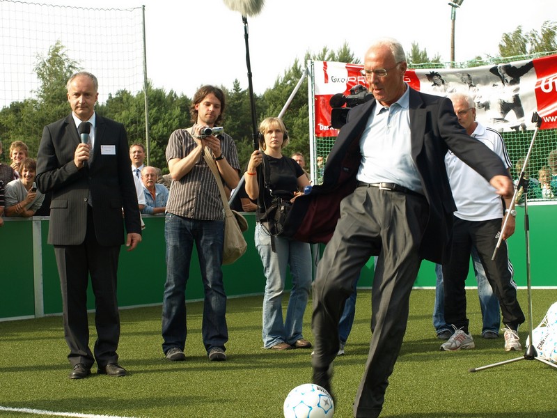 TSVBardowick-Eröffnung-Minispielfeld-mit-FranzBeckenbauer-031