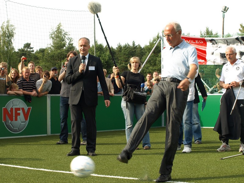 TSVBardowick-Eröffnung-Minispielfeld-mit-FranzBeckenbauer-032