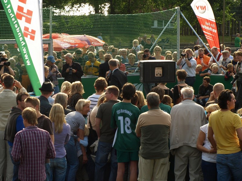 TSVBardowick-Eröffnung-Minispielfeld-mit-FranzBeckenbauer-039