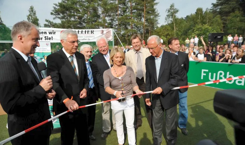 TSVBardowick-Eröffnung-Minispielfeld-mit-FranzBeckenbauer-045